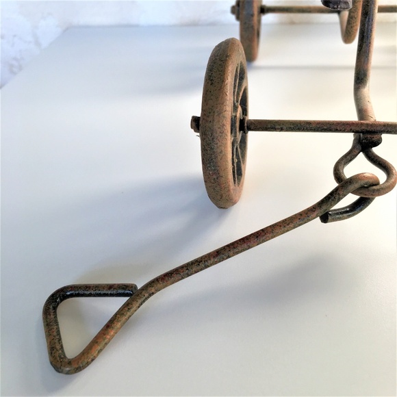 ROCKING Sheep ART FIGURINE  on Rolling Wheels - Picture 6 of 8